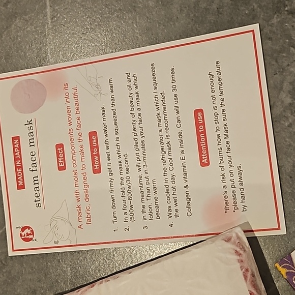 Japanese Reusable Steam Face and Lip Mask - Picture 2 of 2
